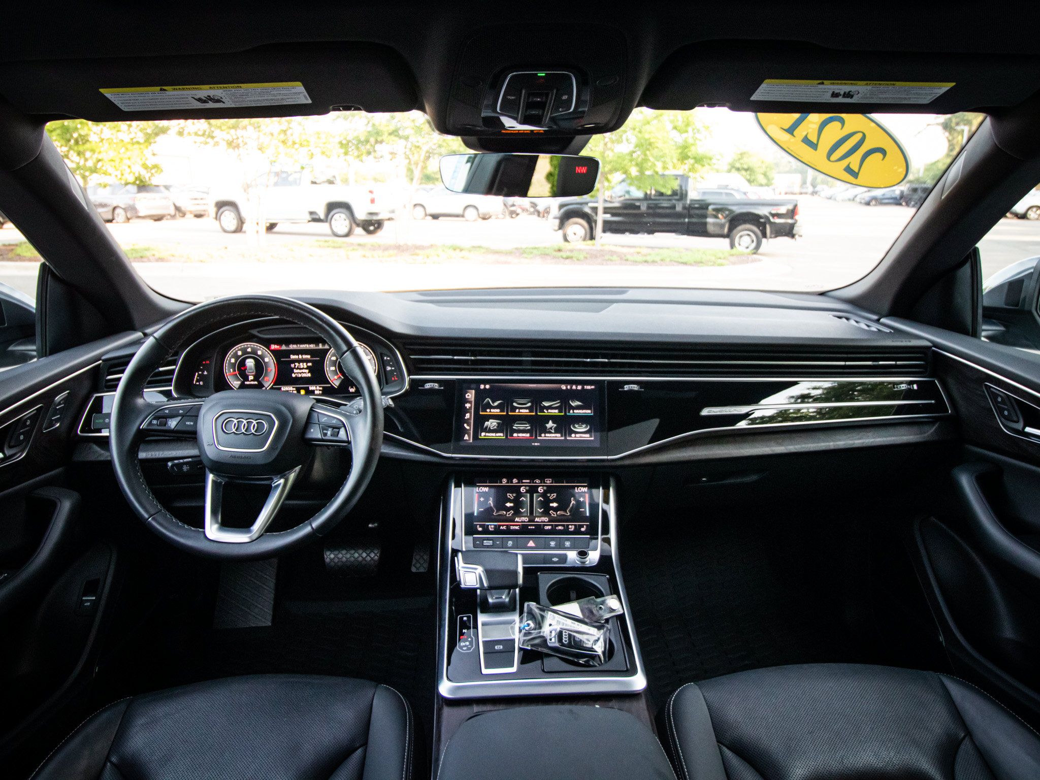 Used 2021 Audi Q8 Premium Plus AWD/4WD image 29