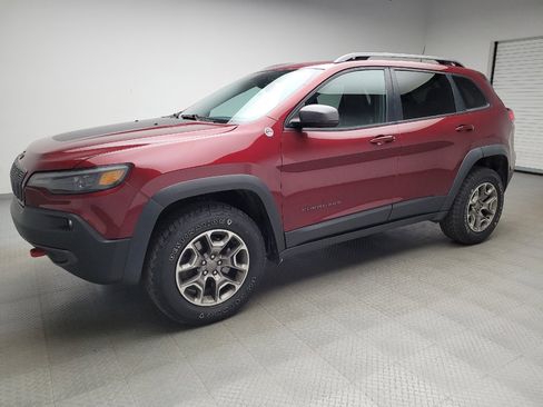 Used 2020 Jeep Cherokee Trailhawk w/ Cold Weather Group AWD/4WD image 2