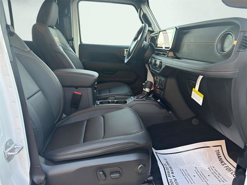 New 2025 Jeep Wrangler Unlimited Rubicon 392 image 19