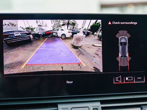 Certified 2023 Audi Q5 2.0T Premium w/ Convenience Package image 26