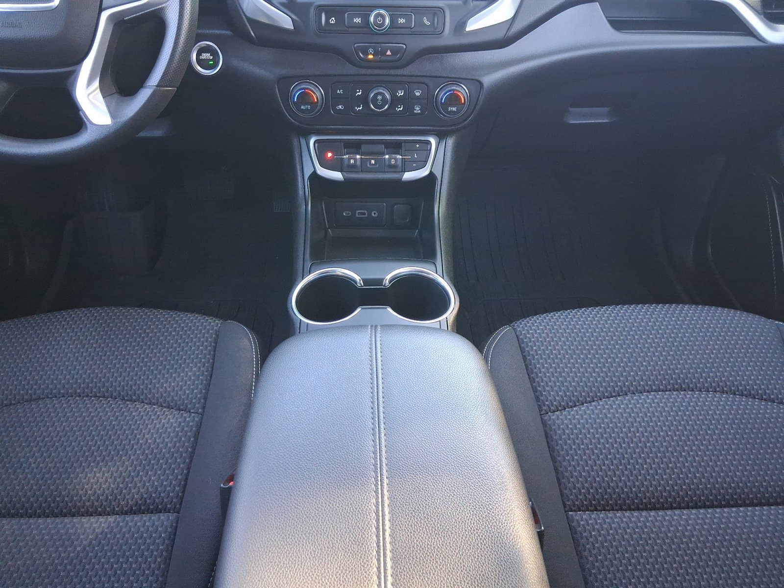 Used 2023 GMC Terrain SLE w/ Driver Convenience Package AWD/4WD image 11