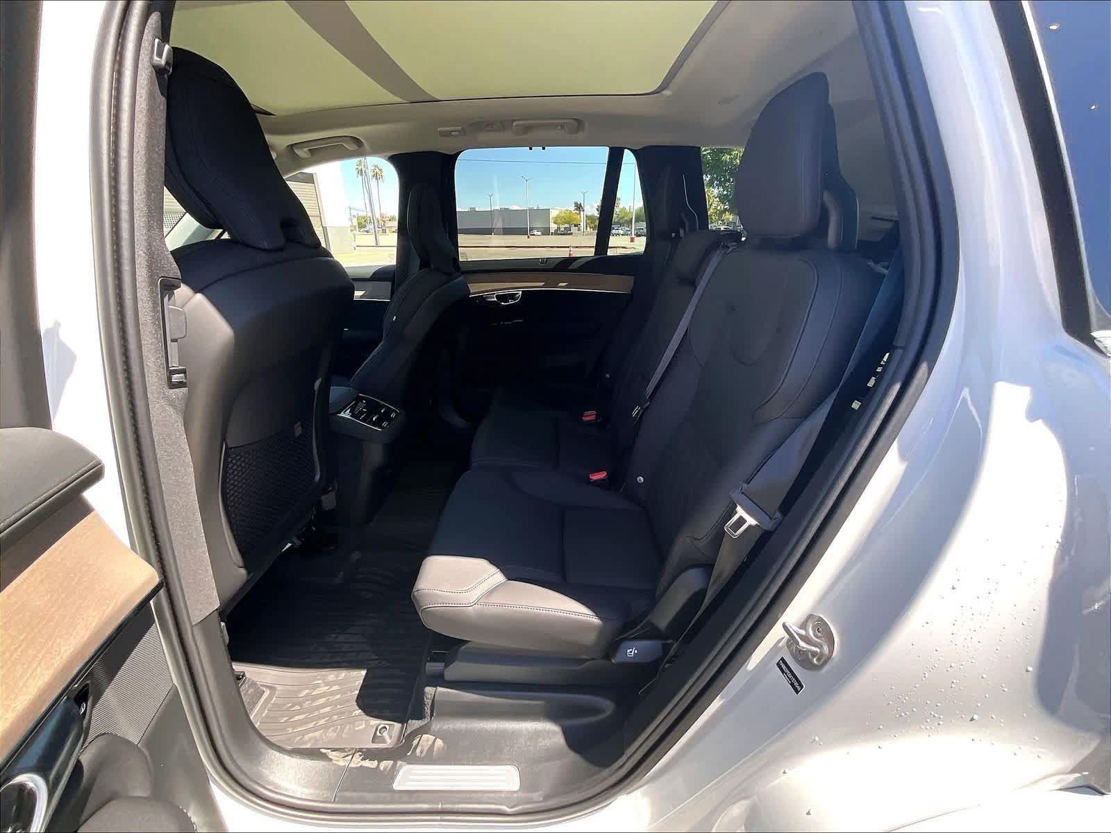 New 2027 Volvo XC90 B6 Plus AWD/4WD image 12