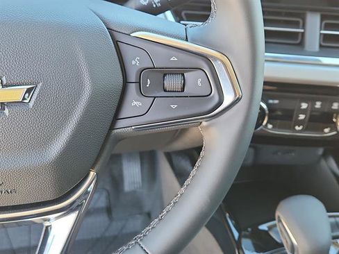 New 2026 Chevrolet Trax LT w/ Driver Confidence Package image 12