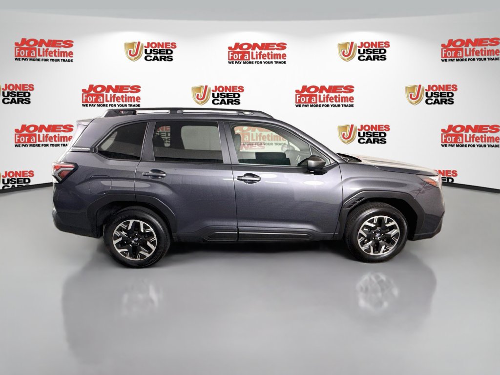 Used 2025 Subaru Forester Premium AWD/4WD image 18