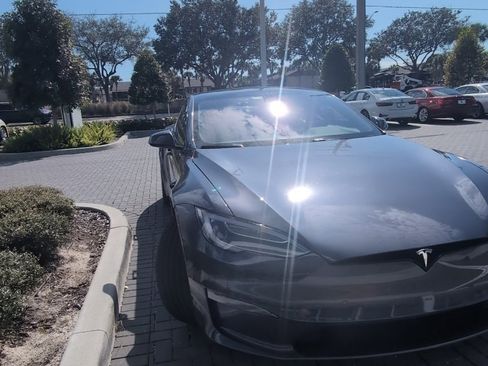 Used 2021 Tesla Model S Long Range image 8