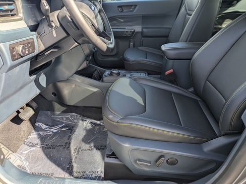 New 2026 Ford Maverick Lobo image 11