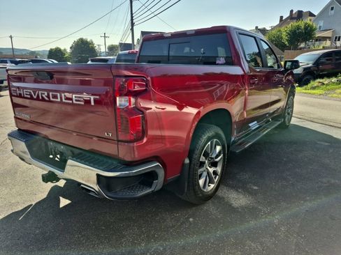 Used 2022 Chevrolet Silverado 1500 LT AWD/4WD image 7