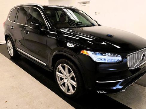 Used 2019 Volvo XC90 T6 Inscription w/ Protection Package Premier image 3