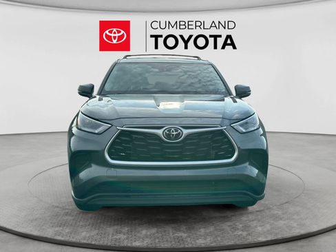Used 2023 Toyota Highlander L FWD image 8
