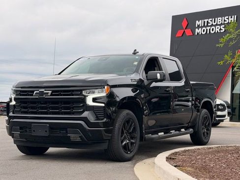 Used 2023 Chevrolet Silverado 1500 RST AWD/4WD image 8