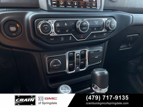 Used 2021 Jeep Gladiator Overland w/ Popular Equipment Package AWD/4WD image 18