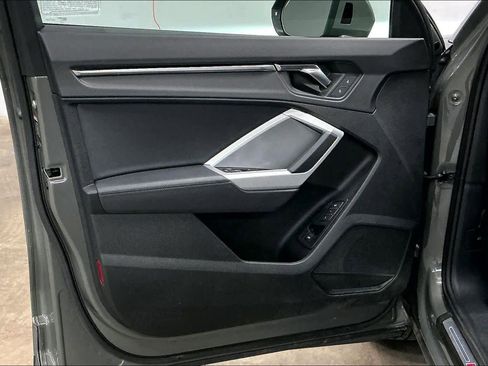 Used 2023 Audi Q3 2.0T Premium w/ Convenience Package image 25