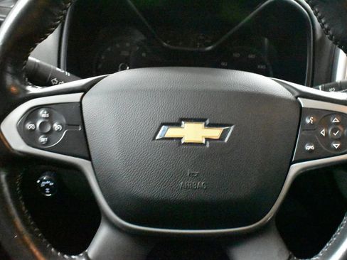 Used 2019 Chevrolet Colorado LT w/ LT Convenience Package image 19