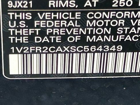 Used 2025 Volkswagen Atlas SEL Premium R-Line image 59