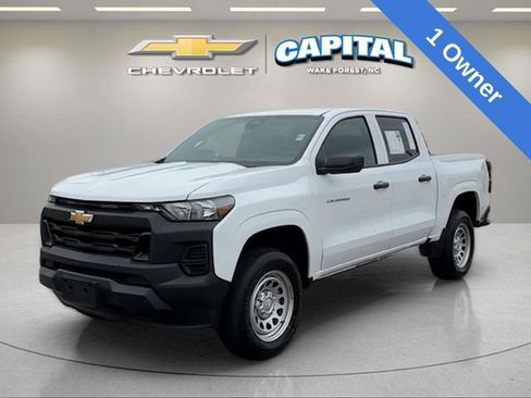 Used 2023 Chevrolet Colorado W/T RWD image 1