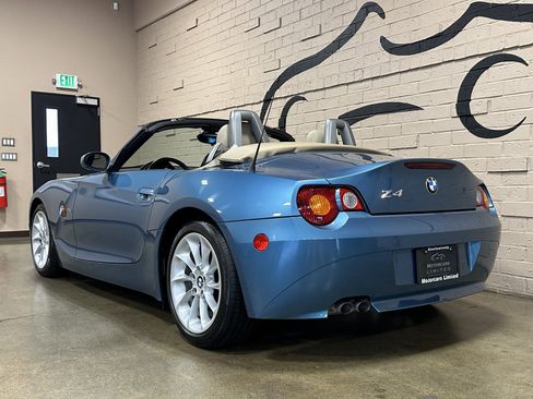 Used 2003 BMW Z4 2.5i image 10