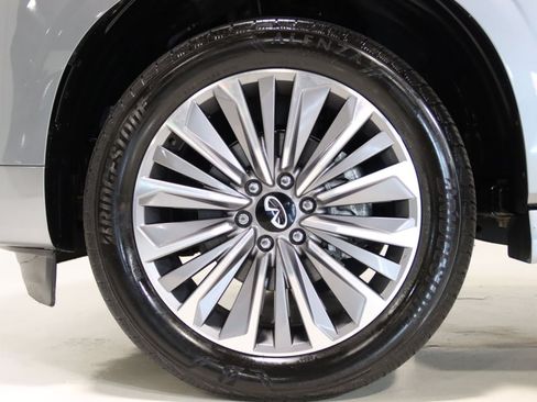 Used 2025 INFINITI QX80 Sensory AWD/4WD image 79