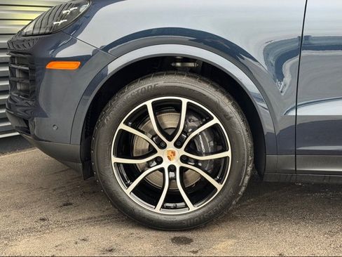 New 2026 Porsche Cayenne image 11