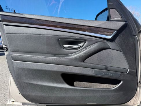 Used 2016 BMW 535i Sedan image 13