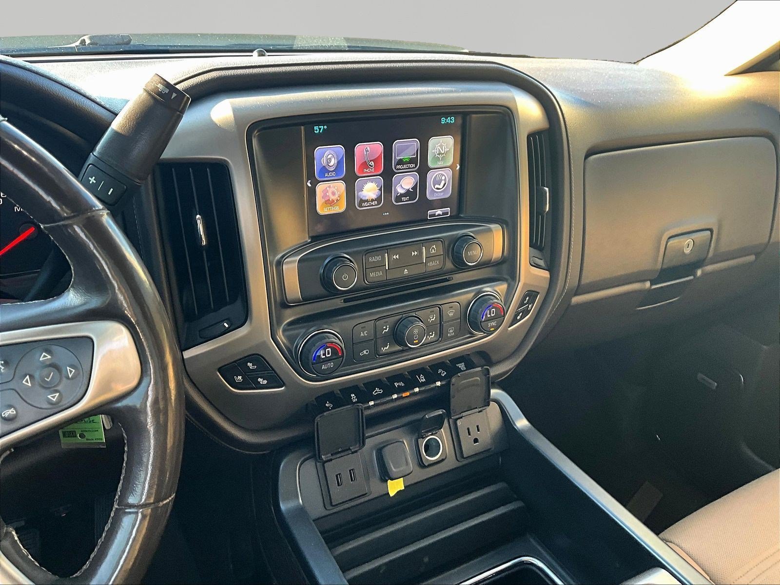 Used 2017 GMC Sierra 2500 Denali w/ Duramax Plus Package AWD/4WD image 10