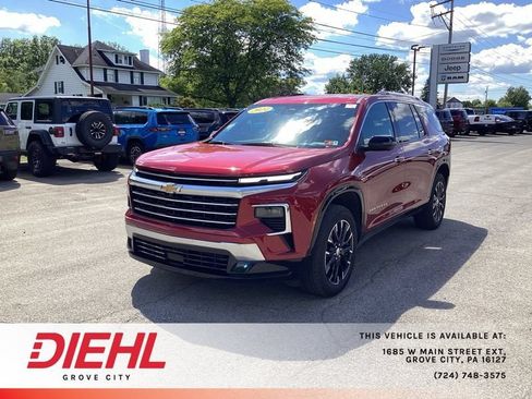 Used 2024 Chevrolet Traverse RS AWD/4WD image 3