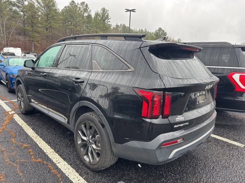 Used 2023 Kia Sorento X-Line EX image 5