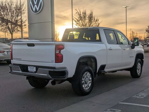 Used 2023 Chevrolet Silverado 2500 LT image 3
