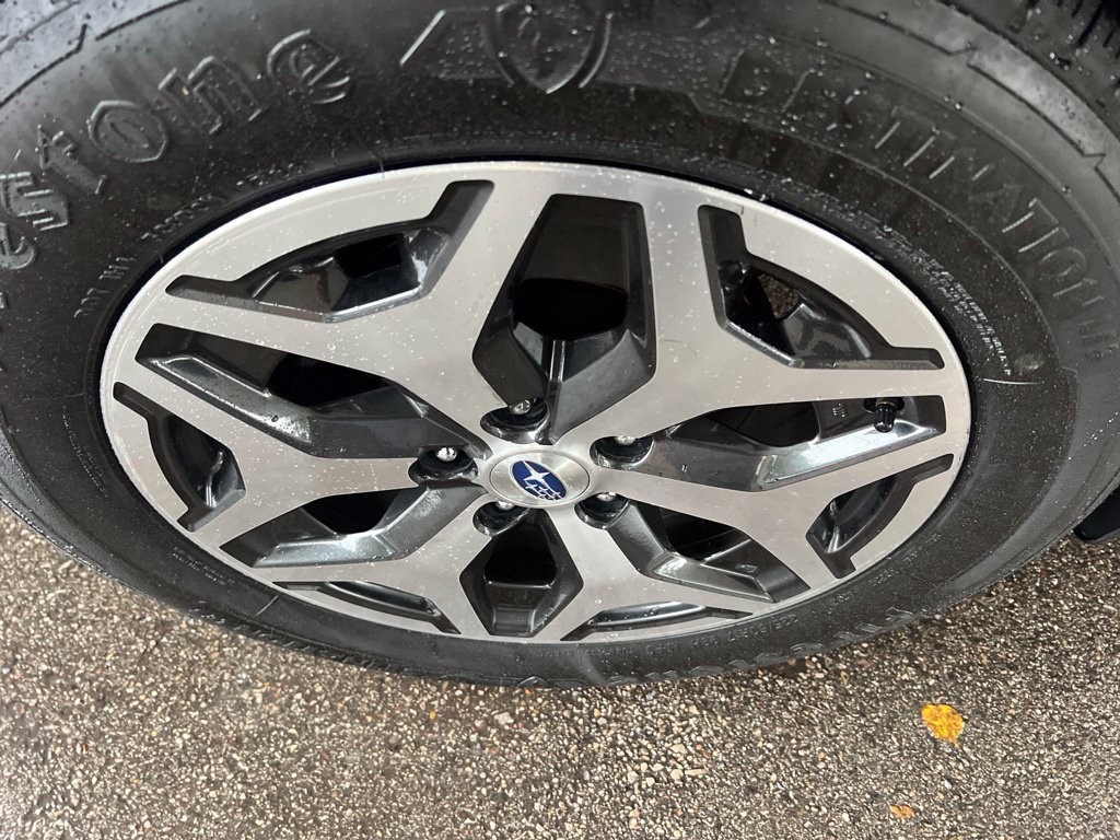 Used 2019 Subaru Forester Premium AWD/4WD image 40