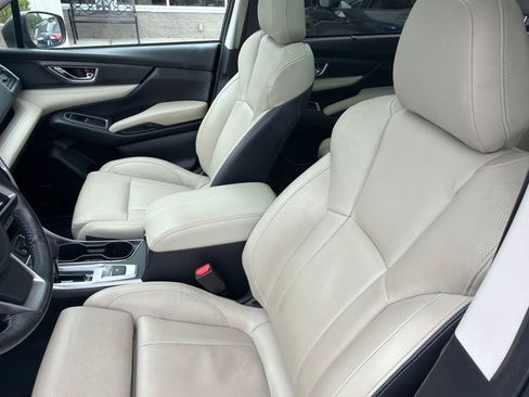 Used 2020 Subaru Ascent Limited w/ Technology Package AWD/4WD image 9