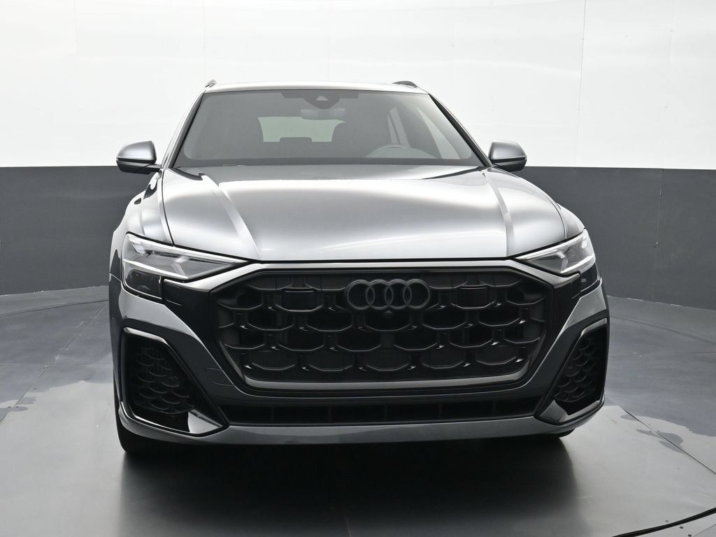 Used 2025 Audi Q8 Premium Plus AWD/4WD image 25