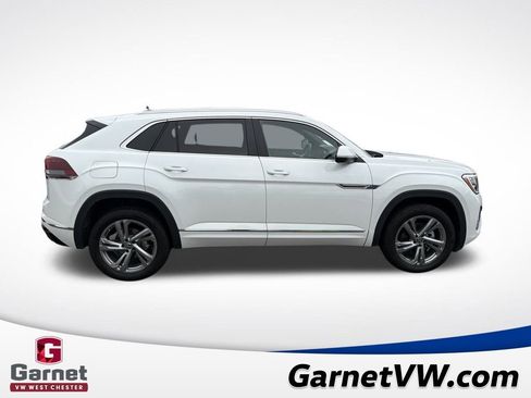 Used 2024 Volkswagen Atlas Cross Sport SEL R-Line image 7