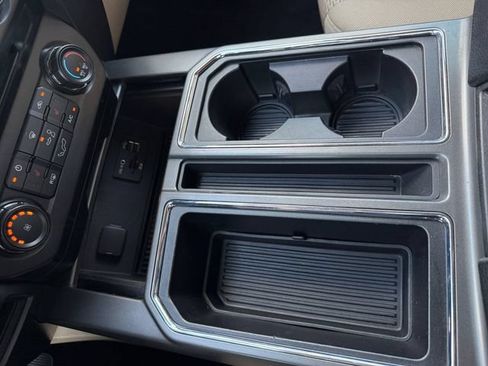 Used 2015 Ford F150 XLT w/ Equipment Group 302A Luxury RWD image 13