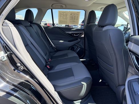 Used 2025 Subaru Outback Onyx Edition image 30