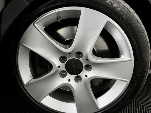 Used 2017 Mercedes-Benz CLA 250 4MATIC image 3