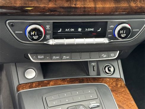 Used 2018 Audi Q5 2.0T Premium image 31