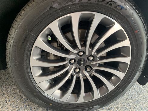 Used 2022 Lincoln Aviator Reserve w/ Elements Package Plus RWD image 35