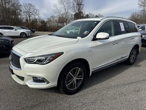Used 2019 INFINITI QX60 Luxe image 3