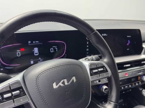 Used 2023 Kia Telluride S FWD image 30