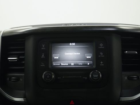 Used 2020 RAM 1500 Big Horn AWD/4WD image 15