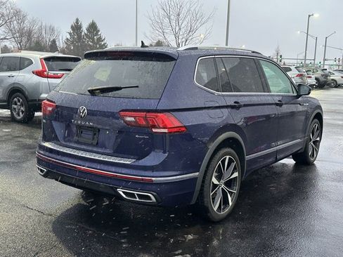 Certified 2022 Volkswagen Tiguan SEL R-Line image 6