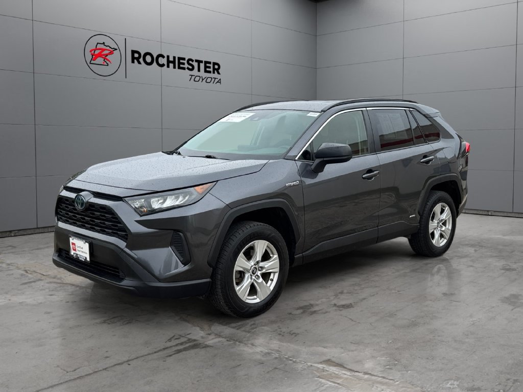 Used 2019 Toyota RAV4 LE w/ Carpet Mat Package AWD/4WD image 7