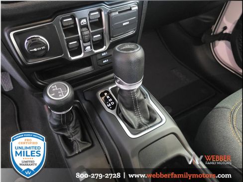 New 2026 Jeep Gladiator Sport AWD/4WD image 13