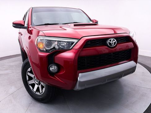 Used 2019 Toyota 4Runner TRD Off-Road Premium image 3