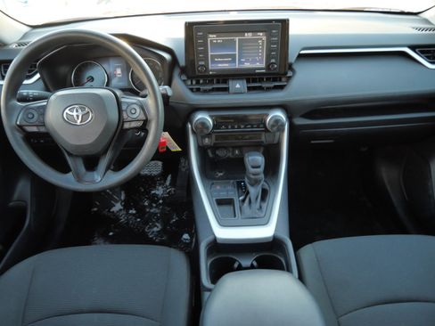 Certified 2020 Toyota RAV4 LE image 11