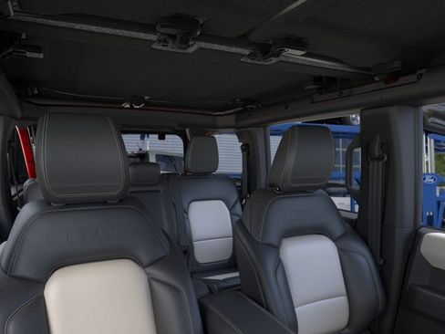 New 2026 Ford Bronco Outer Banks w/ Sasquatch Package AWD/4WD image 35