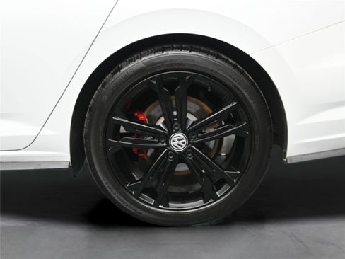 Used 2020 Volkswagen Jetta GLI Autobahn w/ GLI Autobahn Black Package image 9