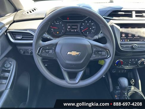Used 2021 Chevrolet TrailBlazer LS FWD image 11
