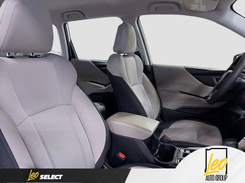 Used 2022 Subaru Forester image 25
