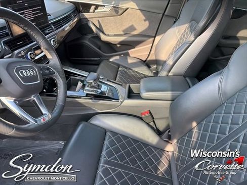 Used 2023 Audi S4 Prestige AWD/4WD image 10