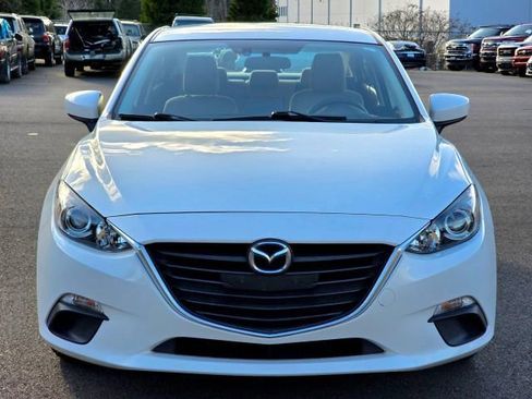 Used 2016 MAZDA MAZDA3 i Sport w/ Preferred Equipment Package image 2